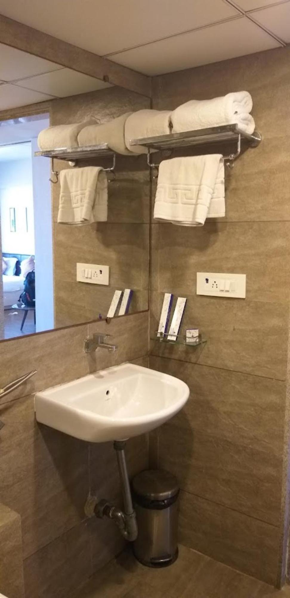 Weekend Address Managed By Living Homes Homestay *