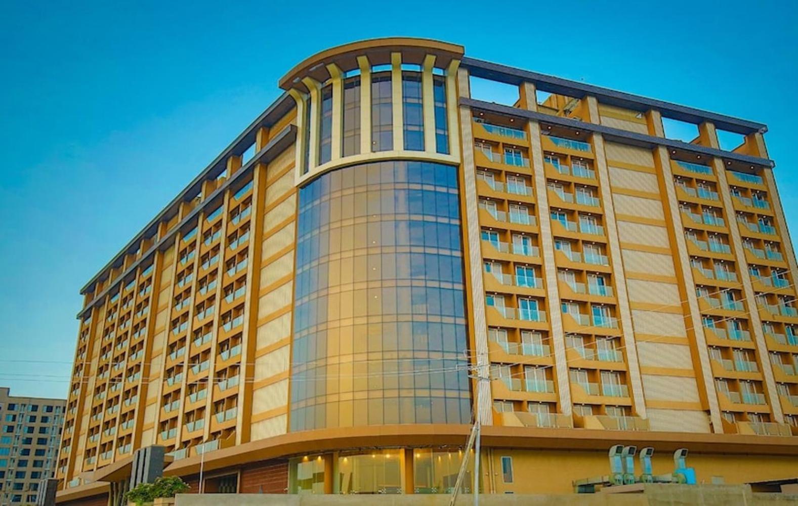 Weekend Address Managed By Living Homes * Surat